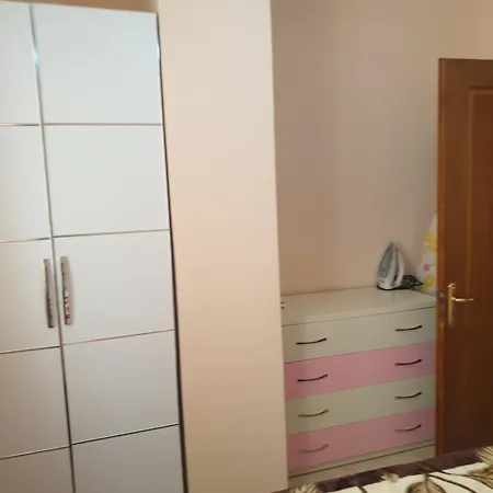 2 Bedroom 100m From *